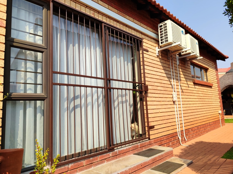 2 Bedroom Property for Sale in Doringkruin North West